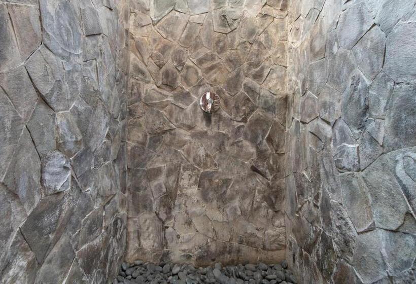 סטודיו סופריור, Villa Bunga