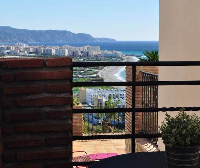 バルコニー付きジュニアスイート, Welcome Inn Nerja Guest House Luxury Bed & Breakfast