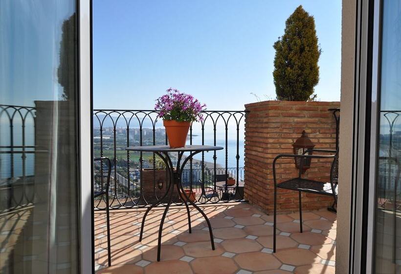 デラックスジュニアスイート, Welcome Inn Nerja Guest House Luxury Bed & Breakfast