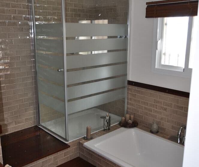 デラックスジュニアスイート, Welcome Inn Nerja Guest House Luxury Bed & Breakfast