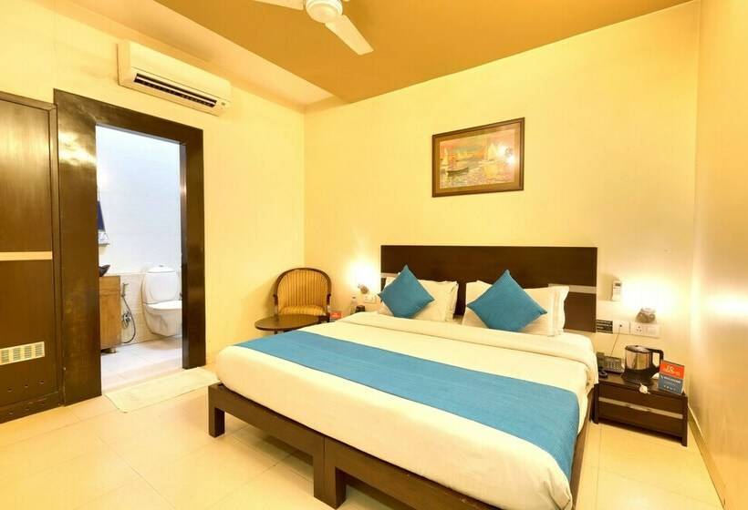 标准间, Acacia Inn