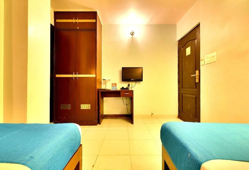 标准间, Acacia Inn