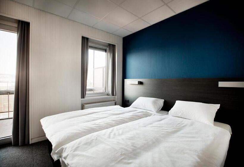اتاق استاندارد, Antwerp Harbour