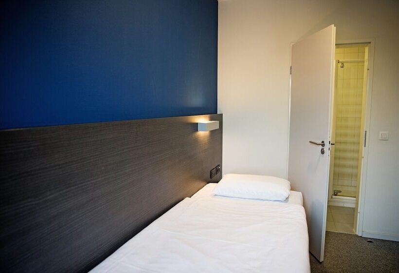 اتاق استاندارد یک نفره, Antwerp Harbour