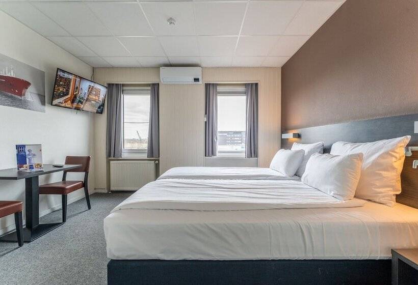 اتاق استاندارد, Antwerp Harbour