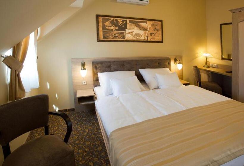 스탠다드 룸, Barokk Hotel Promenád