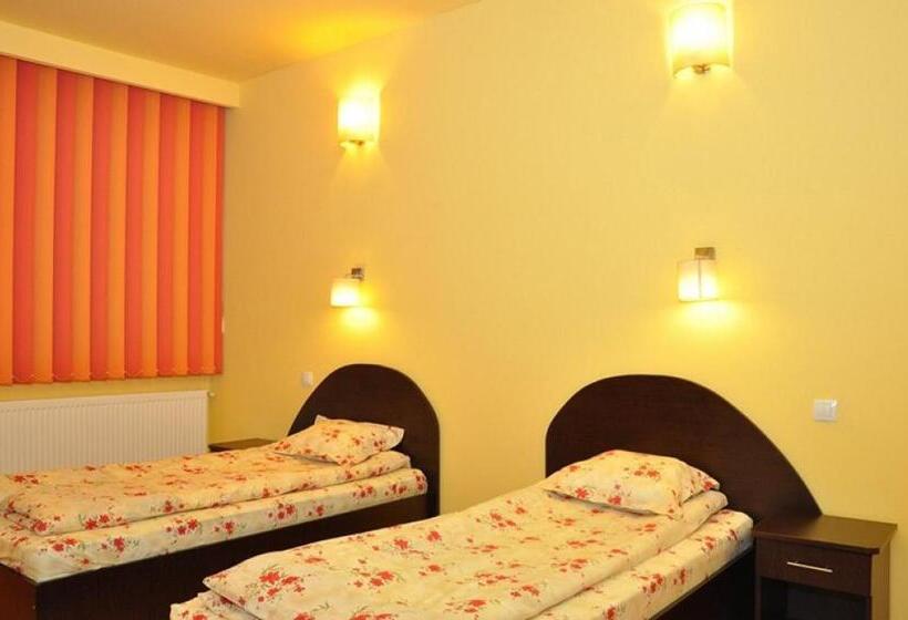 スタンダードルーム, Coliseum