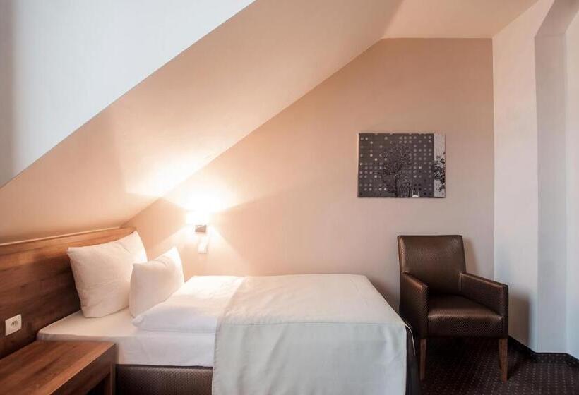 חדר סטנדרט יחיד, Gem