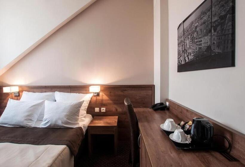 חדר סופריור יחיד, Gem