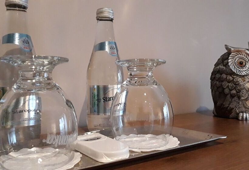 דירת חדר, Gem