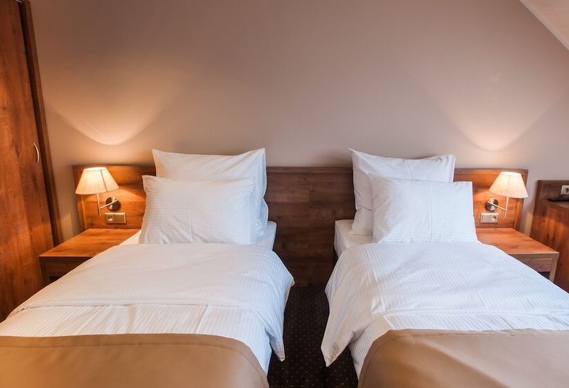 חדר סופריור, Gem