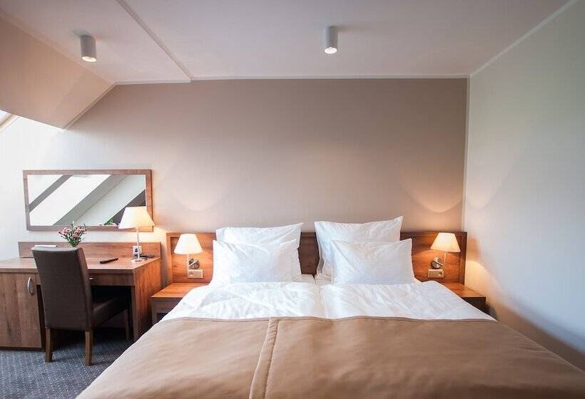 חדר סופריור, Gem