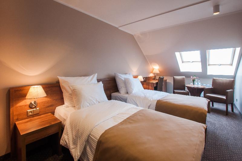 חדר סופריור, Gem