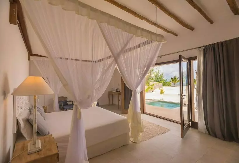 ویلا سوپریور 2 خوابه, Konokono Beach Resort And Isaraya Luxury Overwater Villas