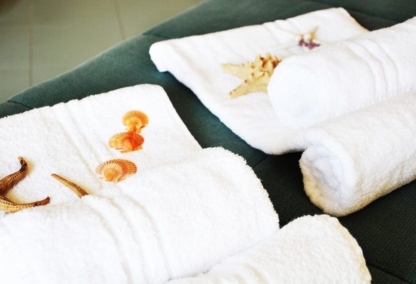 スタンダードシングルルーム, L'approdo Di Angelino