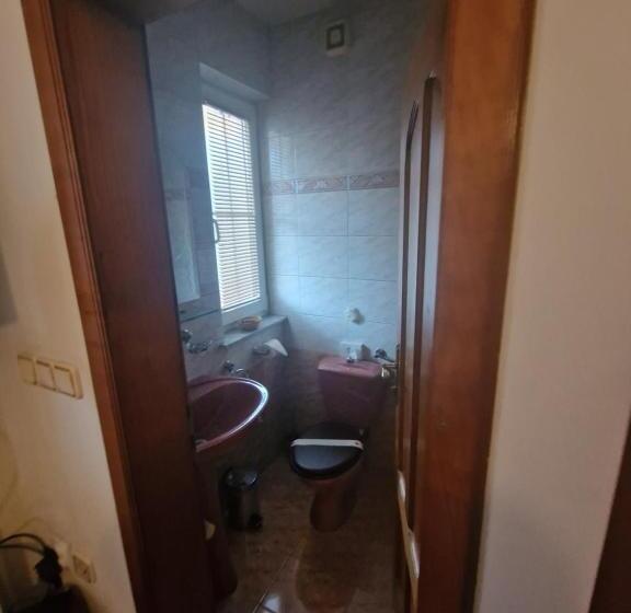 اتاق استاندارد یک تخته با بالکن, Razgorsek