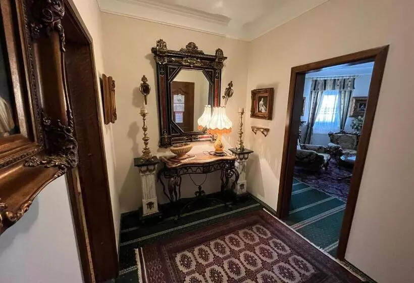 سوییت, Razgorsek
