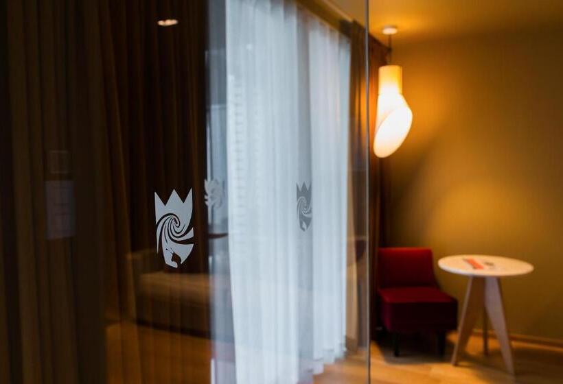 가든 전망 스위트, The Royal Snail