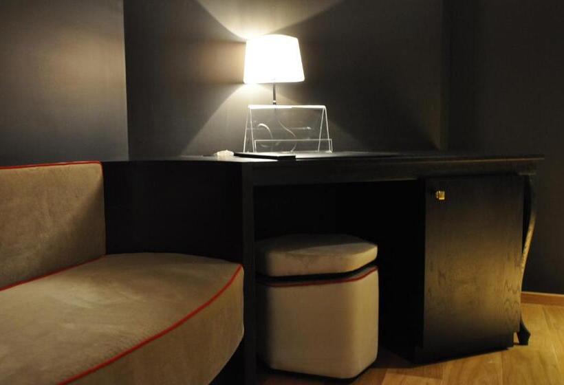 가든 전망 스위트, The Royal Snail