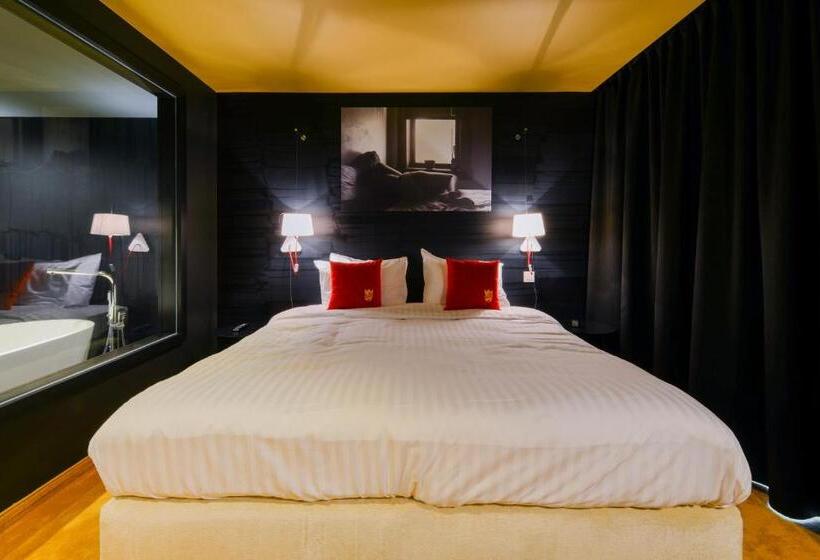 가든 전망 스위트, The Royal Snail