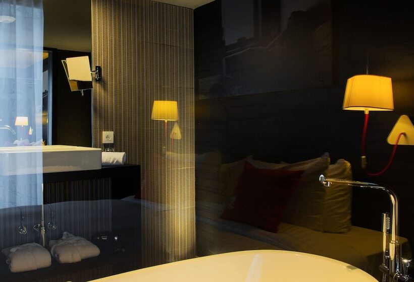 스탠다드 싱글 룸, The Royal Snail