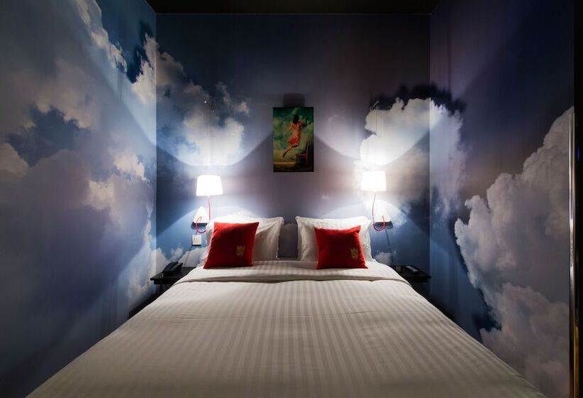 디럭스 룸, The Royal Snail