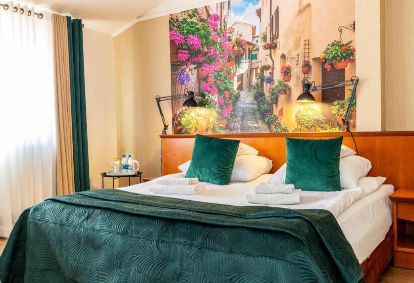 اتاق استاندارد, Wenecki