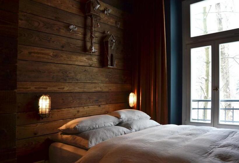 Basis Zimmer, Linnen