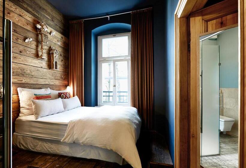 Basis Zimmer, Linnen