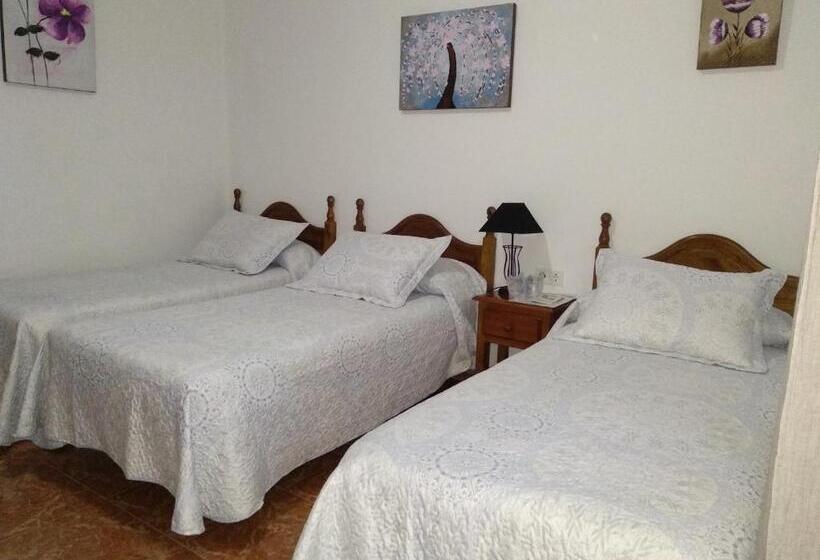 Chambre Standard Salle de Bains Commune, Pensión Los Arcos