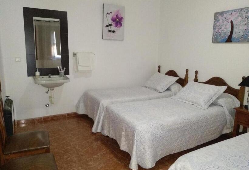 Chambre Standard Salle de Bains Commune, Pensión Los Arcos