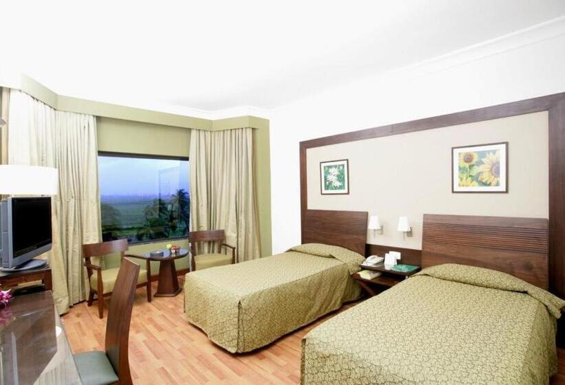 غرفة ديلوكس, The Retreat Hotel & Convention Centre