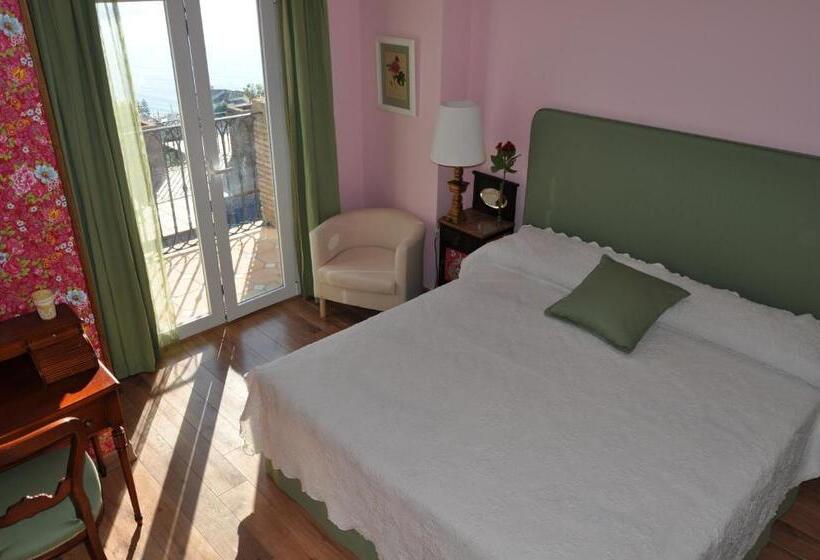 テラス付きジュニアスイート, Welcome Inn Nerja Guest House Luxury Bed & Breakfast