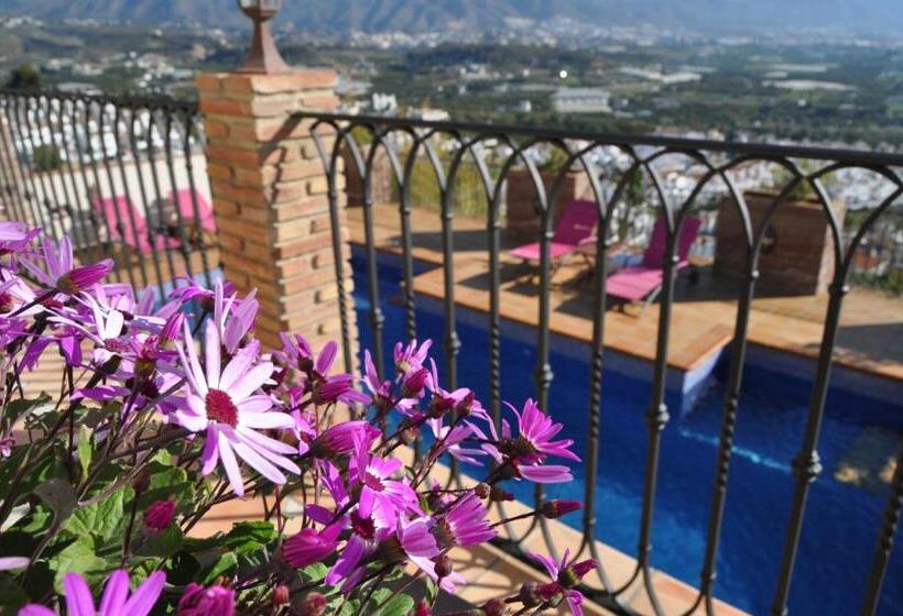 デラックスジュニアスイート, Welcome Inn Nerja Guest House Luxury Bed & Breakfast