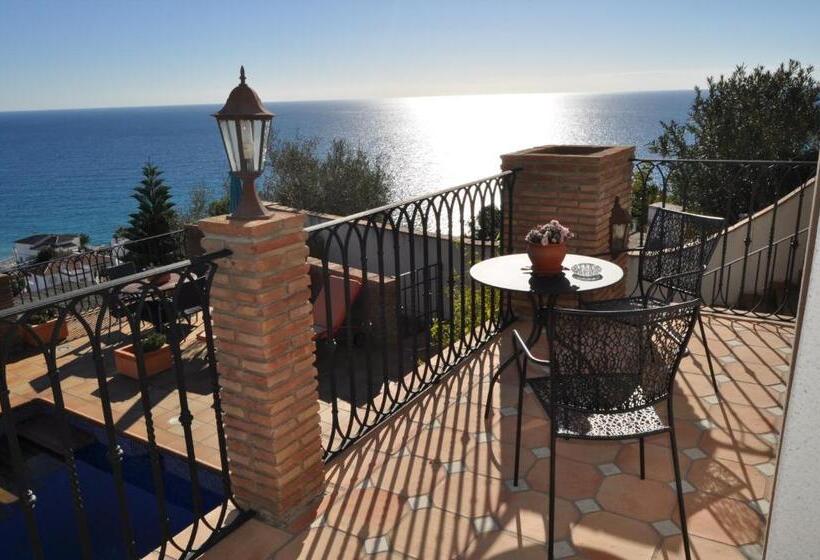 デラックスジュニアスイート, Welcome Inn Nerja Guest House Luxury Bed & Breakfast