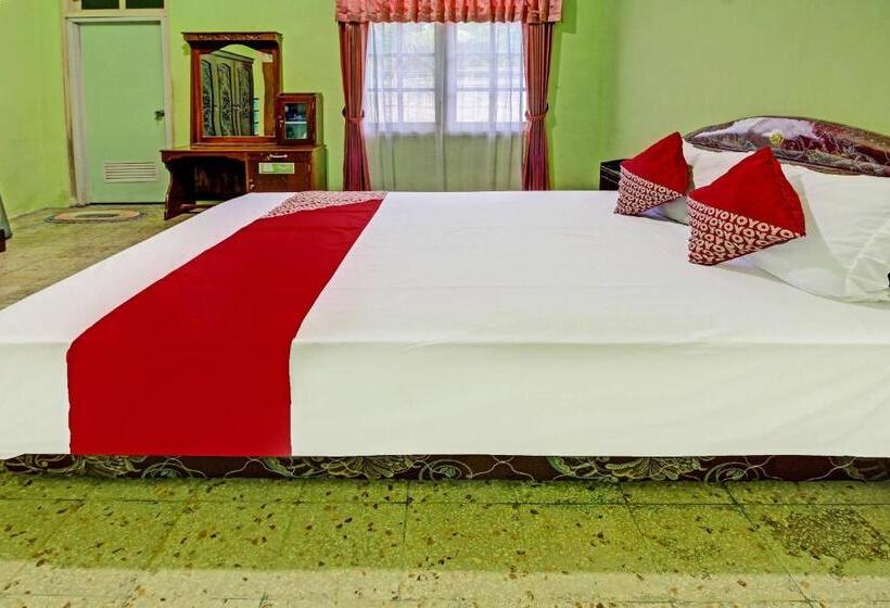 Номер Стандарт, Spot On 91214 Desa Wisata Pandean