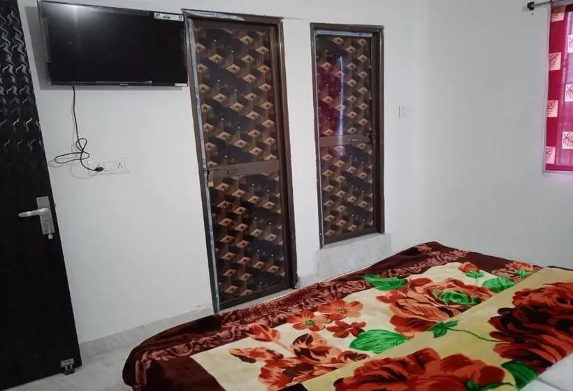 Standard-huone, Shiv Guru Guest House By Wb Inn
