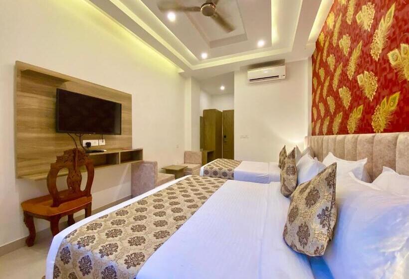 标准三人间, Arogyadham Retreat