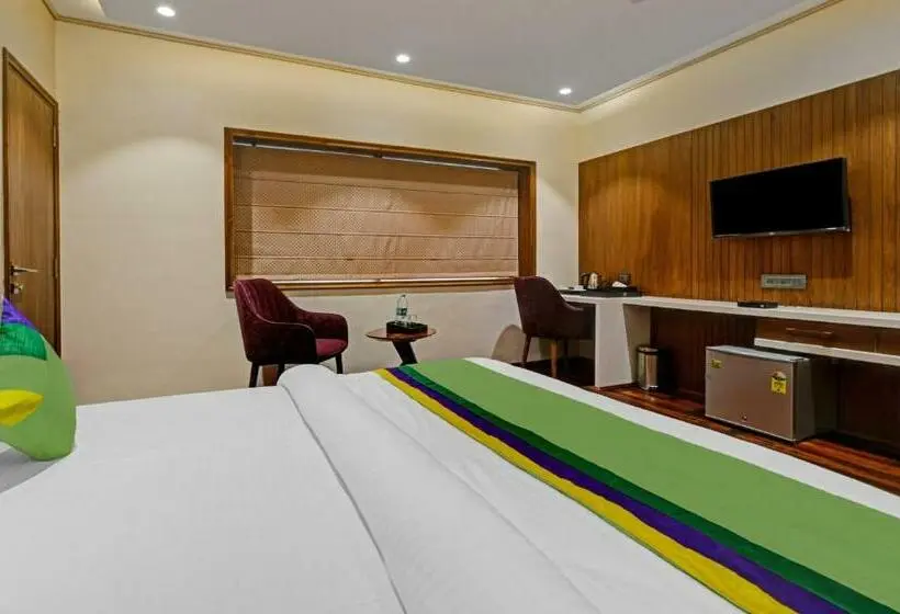Chambre Deluxe, Treebo Z