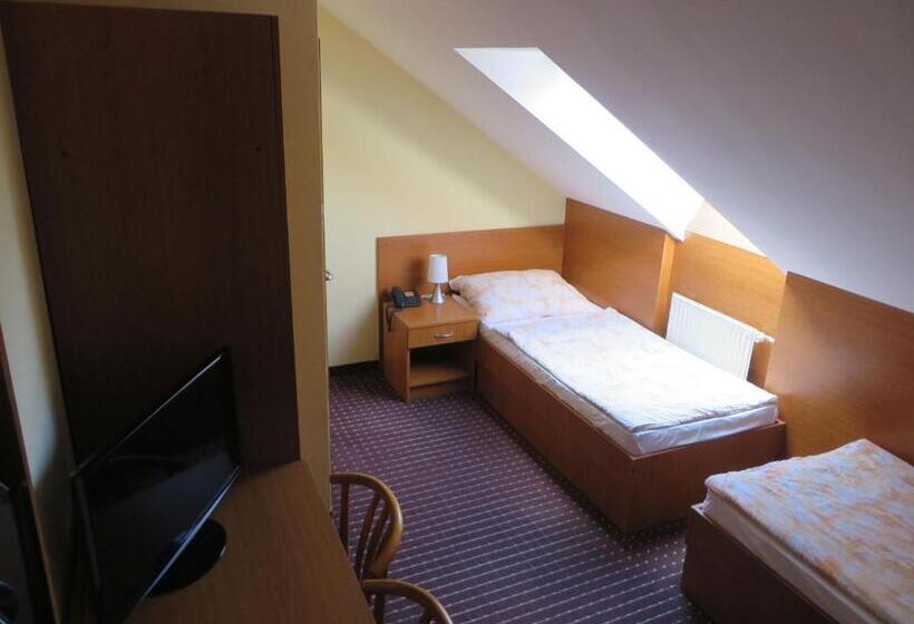 Номер Economy, Arnold