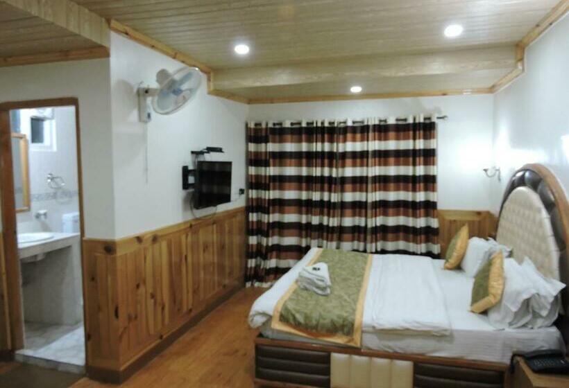 スーペリアールーム, Chaman Palace