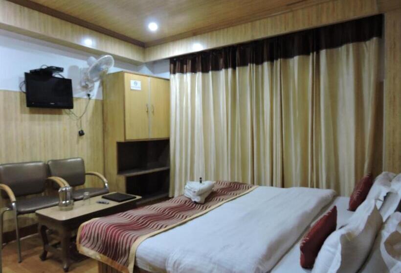 スタンダードルーム, Chaman Palace