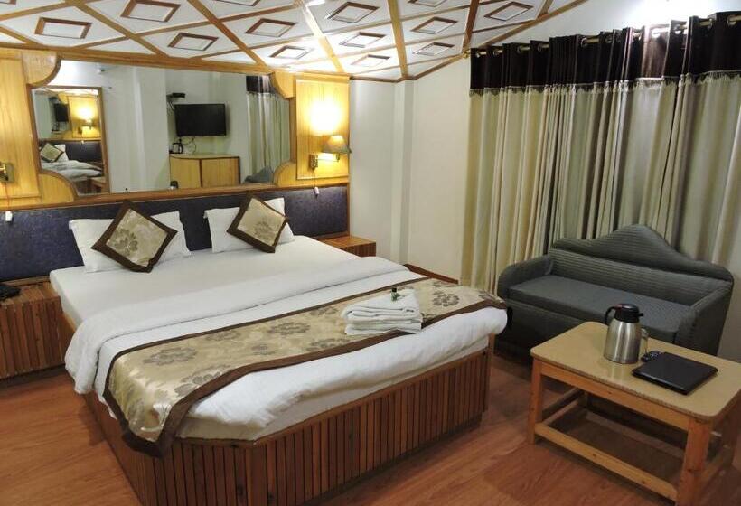 Номер Deluxe, Chaman Palace