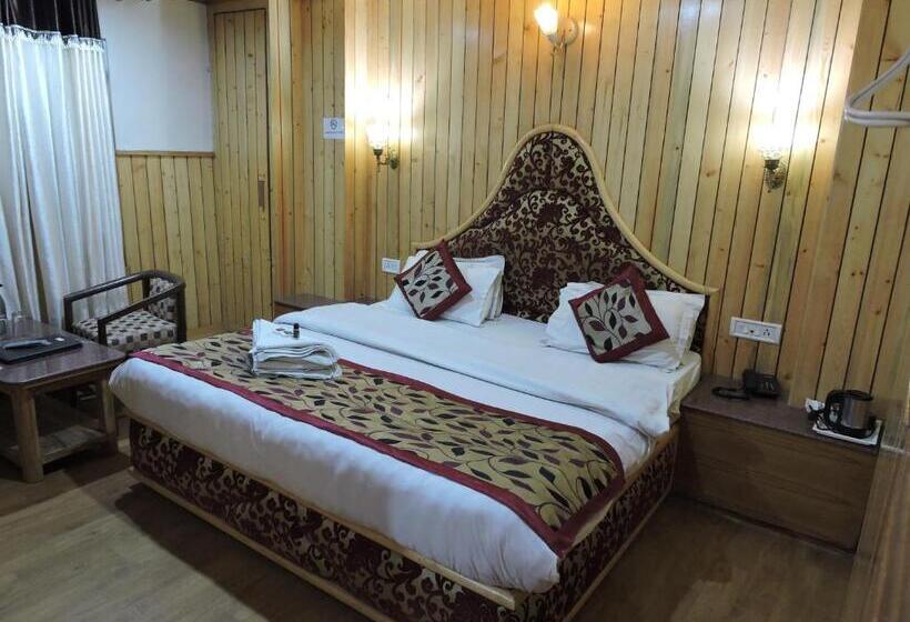 デラックスルーム, Chaman Palace