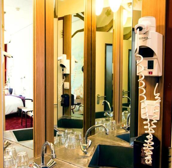 基本间, De Plataan Delft Centrum