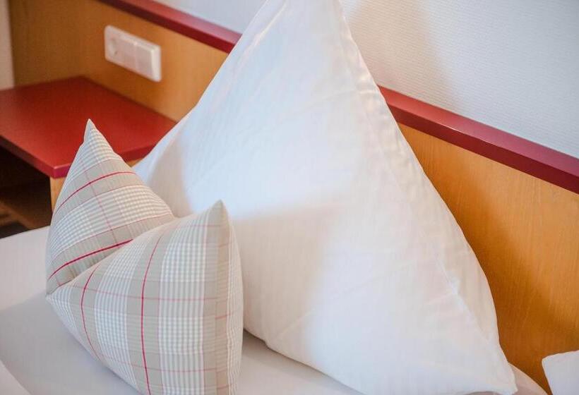 标准单人间, Gasthof Zum Rossle