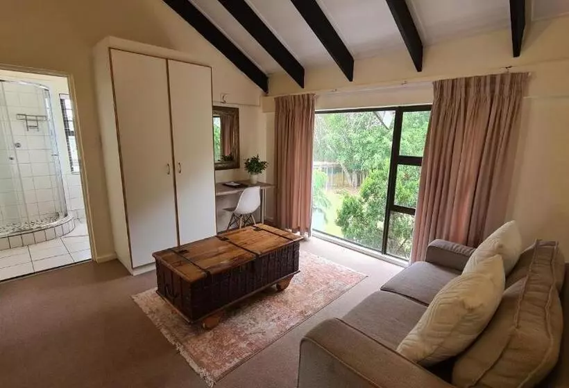 Deluxe Suite Sea View, Hathaway Guest House