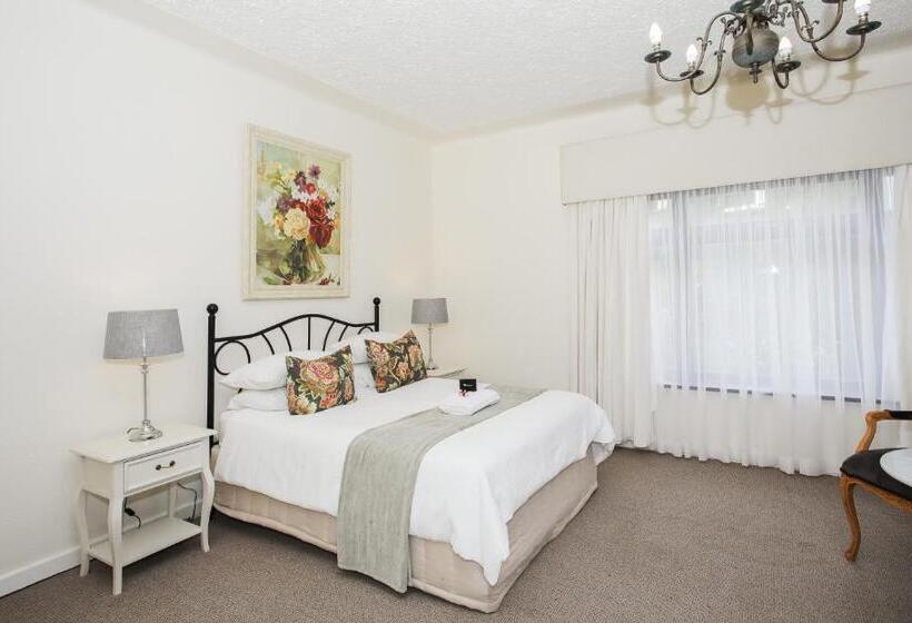 Люкс Повышенной Комфортности, Hathaway Guest House