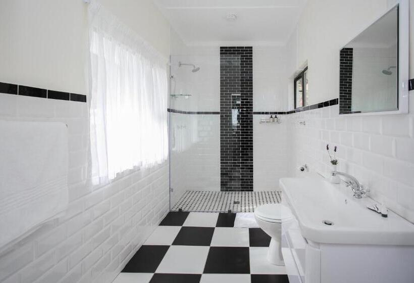 Люкс Повышенной Комфортности, Hathaway Guest House