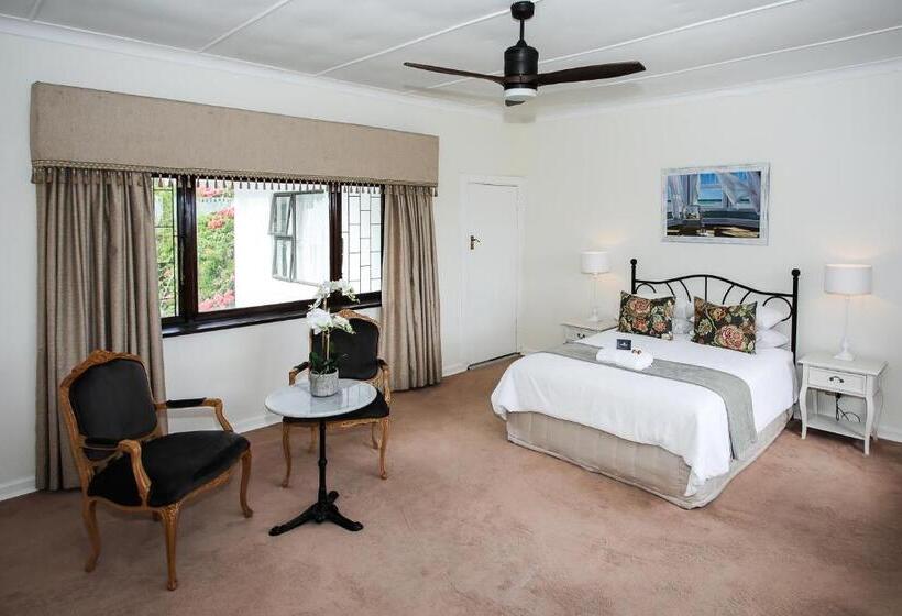 Люкс Повышенной Комфортности, Hathaway Guest House